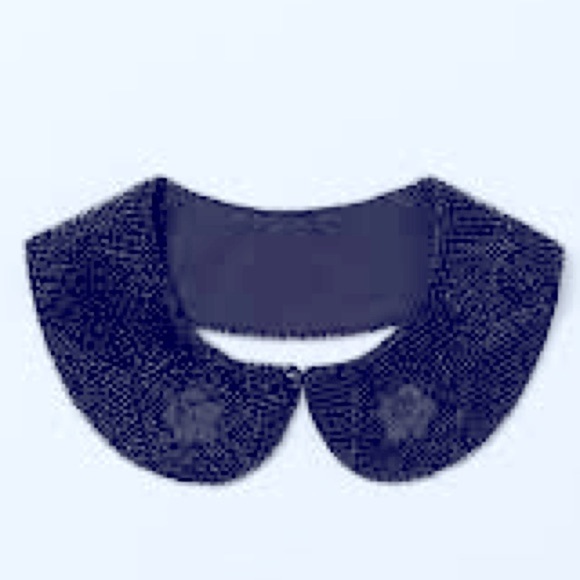 Made in UK Black Beaded Collar Necklace Floral Appliqués All Season Peter Pan - Picture 3 of 9